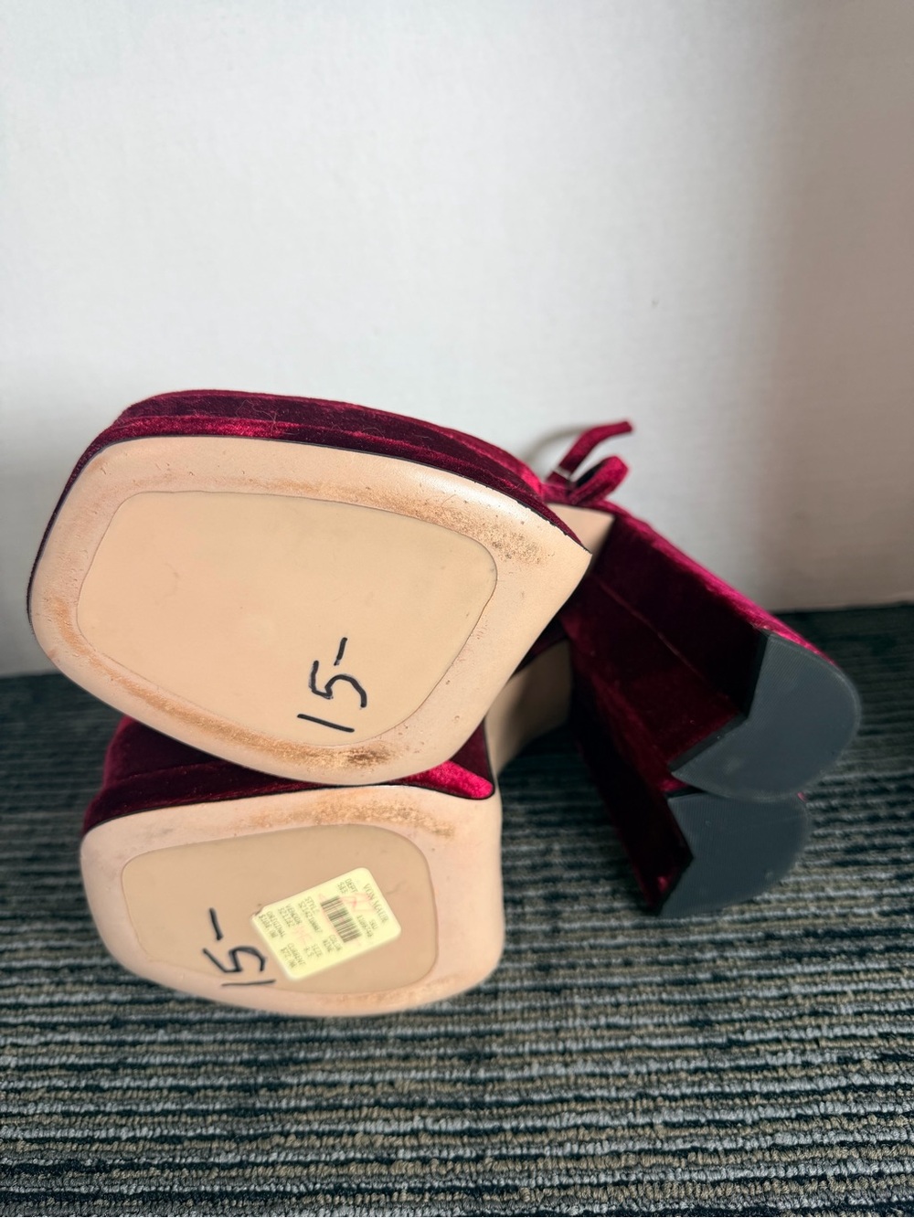 SCHUTZ Fuchsia Velvet Platform Block Heel Sandals - Picture 6 of 8